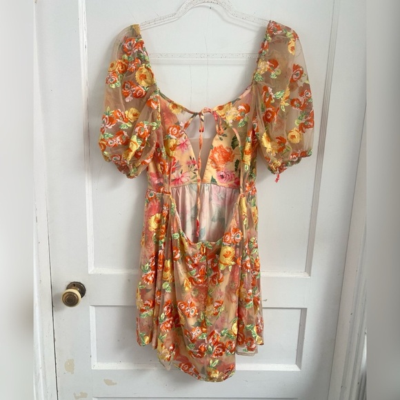FOR LOVE & LEMONS
Winnie Floral-Embroidered Mini Dress Size M $292 NEW - Picture 8 of 8